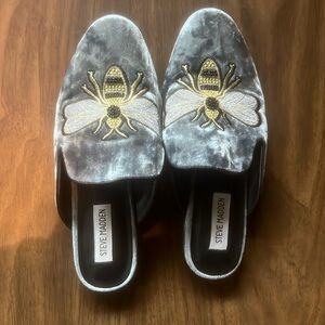 Size 7 Steve Madden Bee Loafers